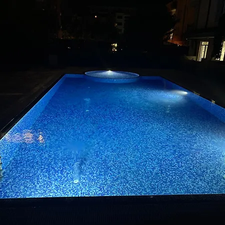 Modern & Fully Equipped Apartment- Stylish Comfort Sunny Beach