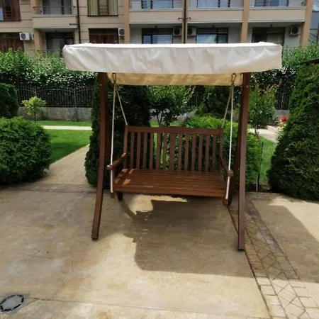 Modern & Fully Equipped Apartment- Stylish Comfort * Sunny Beach