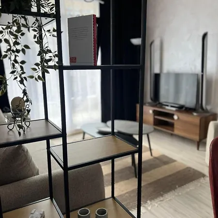 Modern & Fully Equipped Apartment- Stylish Comfort Lejlighed *