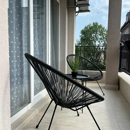 Modern & Fully Equipped Apartment- Stylish Comfort * Sunny Beach