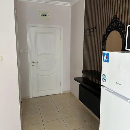 Modern & Fully Equipped Apartment- Stylish Comfort * Sunny Beach