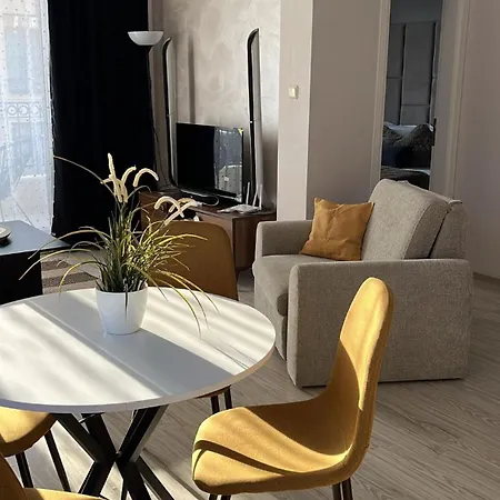 Modern & Fully Equipped Apartment- Stylish Comfort شقة *